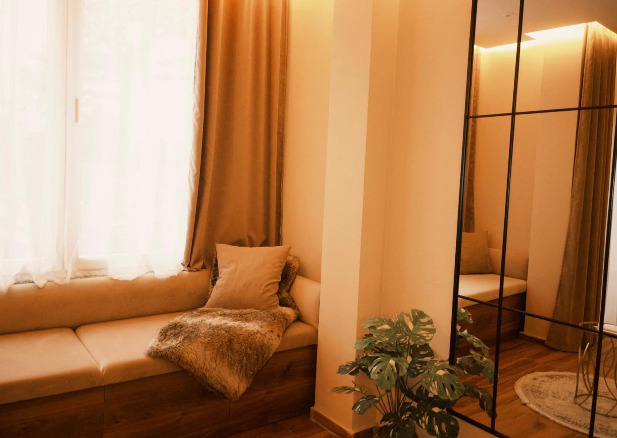 Vila Alpini Razëm 外观 照片